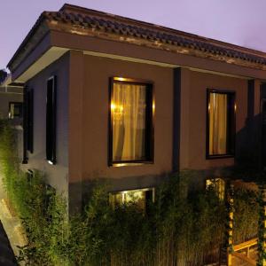 отель Beijing 161 Wangfujing Courtyard Hotel