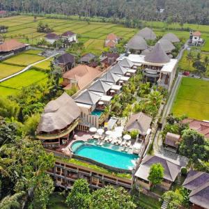 отель The Sankara Suites & Villas