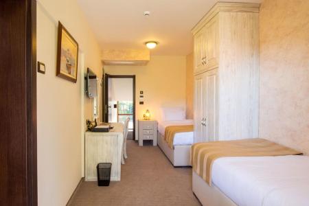 Отель Helada в Тиват - Черногория