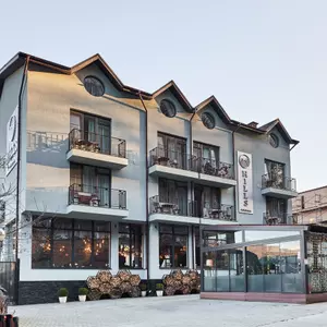 отель Hills Polyana Hotel