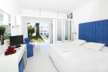 Dome Beach Hotel & Resort