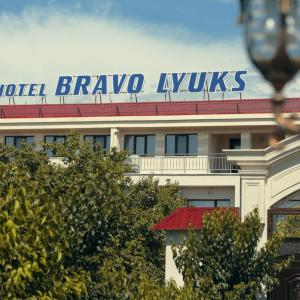 отель Bravo Lyuks