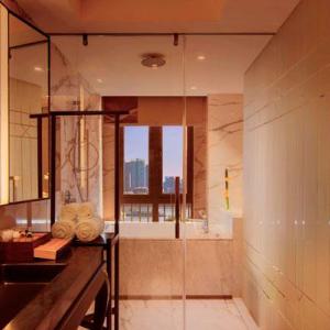 отель LN Hotel Five