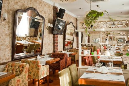 Отель Белая Лошадь загородный клуб (Кадниково) в Свердловская область - Россия