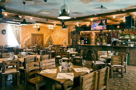 Отель Белая Лошадь загородный клуб (Кадниково) в Свердловская область - Россия