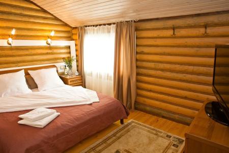 Отель Белая Лошадь загородный клуб (Кадниково) в Свердловская область - Россия