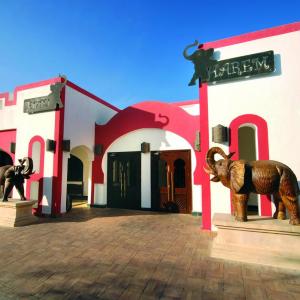 отель Domina Coral Bay Harem