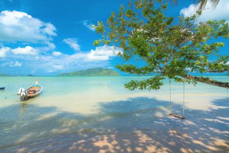 Отель The Tide Beachfront Siray Phuket в о. Пхукет - Таиланд