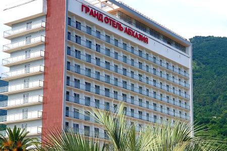 Отель Гранд Отель Абхазия в Гагра - Абхазия