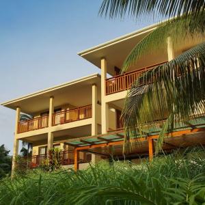 отель Eden Hills Residence