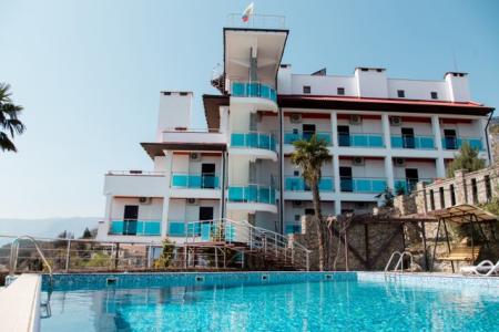 Отель Чижик Пыжик в Ялта - Россия