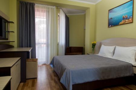 Отель Чижик Пыжик в Ялта - Россия