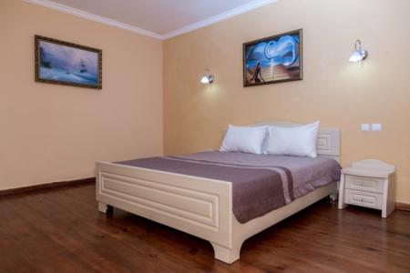 Отель Чижик Пыжик в Ялта - Россия