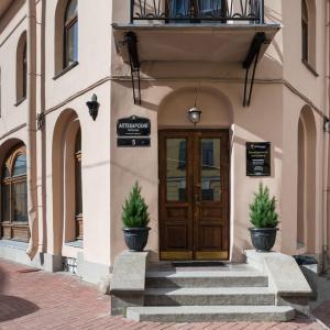 отель The Faces Moyka