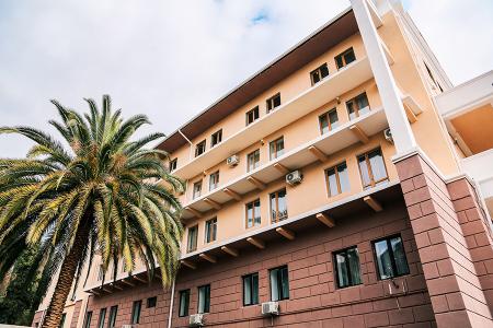 Отель Old Gagra Hotel в Гагра - Абхазия