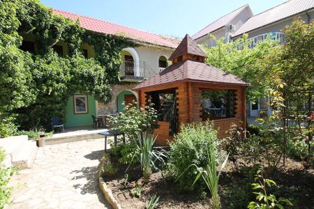 Отель Гостевой дом Лидия (Межводное) в Крым - Россия