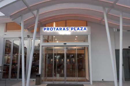 Отель Protaras Plaza Hotel в Протарас - Кипр