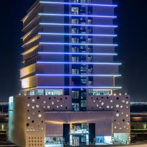 отель Atiram Premier Hotel