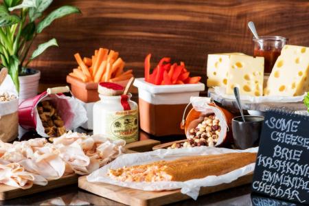 Отель Radisson Blu Hotel, Dubai Canal View в Даунтаун Дубай - ОАЭ