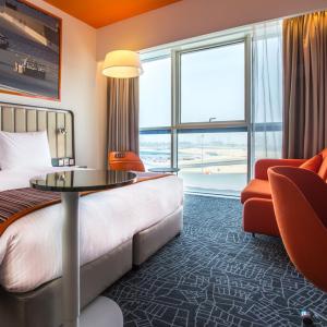 отель Park Inn by Radisson Dubai Motor City