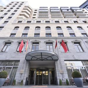 отель Ramada Hotel & Suites