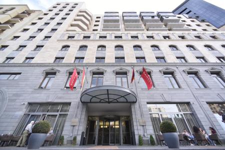 Ramada Hotel & Suites