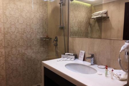 Ramada Hotel & Suites