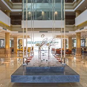 отель Renaissance Cairo Mirage City Hotel