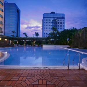 отель Menara Peninsula Hotel