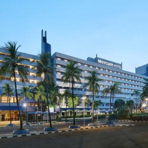 отель Mercure Convention Center Ancol