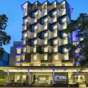 отель Holiday Inn Express Jakarta Wahid Hasyim
