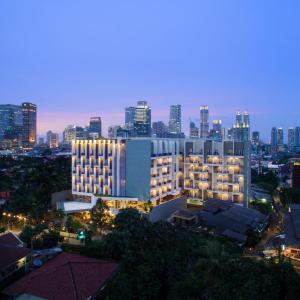 отель Ayaka Suites