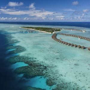 отель Pullman Maldives Maamutaa
