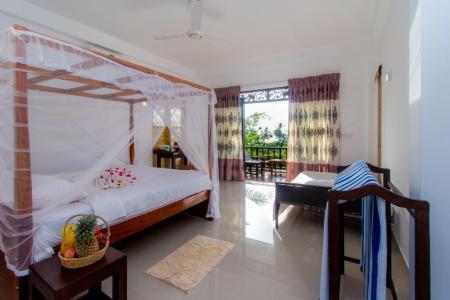 Отель Ananthaya Beach в Тангалле - Шри-Ланка