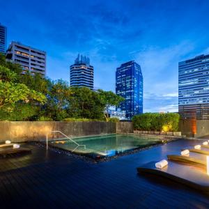 отель Maitria Hotel Sukhumvit 18 Bangkok – A Chatrium Collection