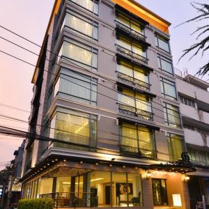 отель Aspira G Sukhumvit 33