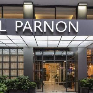 отель Parnon Hotel