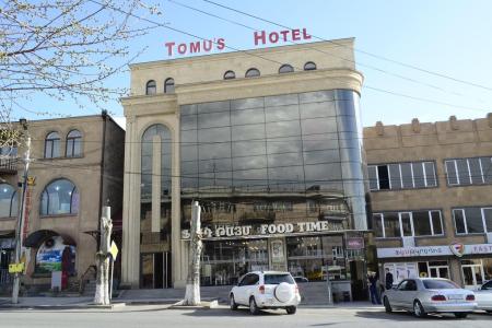 Tomu`s Hotel