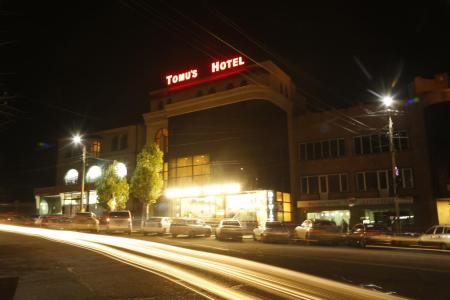 Tomu`s Hotel