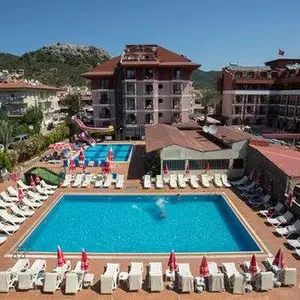 отель Seven Brothers Hotel