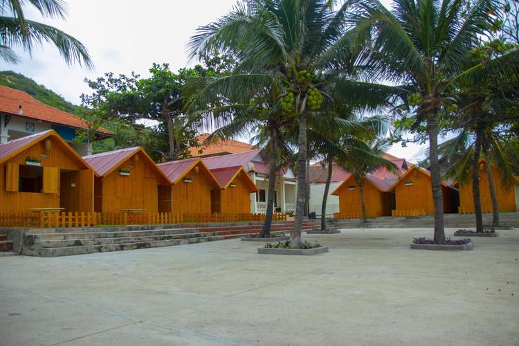 Hon Rom 2 Resort