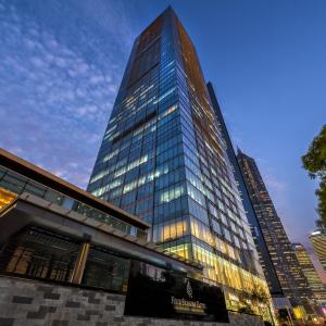 отель Regent Shanghai Pudong