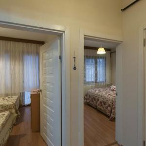 отель Zendy Suite Hotel