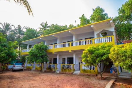 Отель Durga Resort в Арамболь - Индия