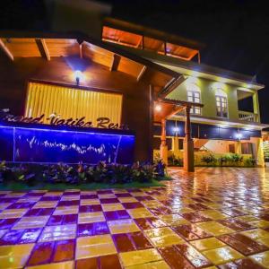 отель Grand Vatika Resort