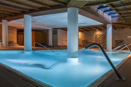 Отель Hotel Roc Meler в Канильо - Андорра