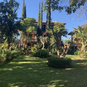 отель Batur Sunrise Guesthouse