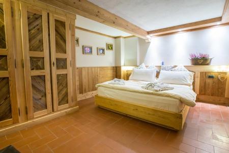 Отель Bucaneve Apartments в Червиния - Италия