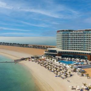 отель Hampton by Hilton Marjan Island