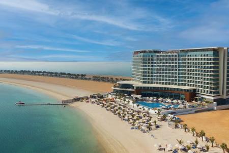 Отель Hampton by Hilton Marjan Island в Рас-эль-Хайма - ОАЭ